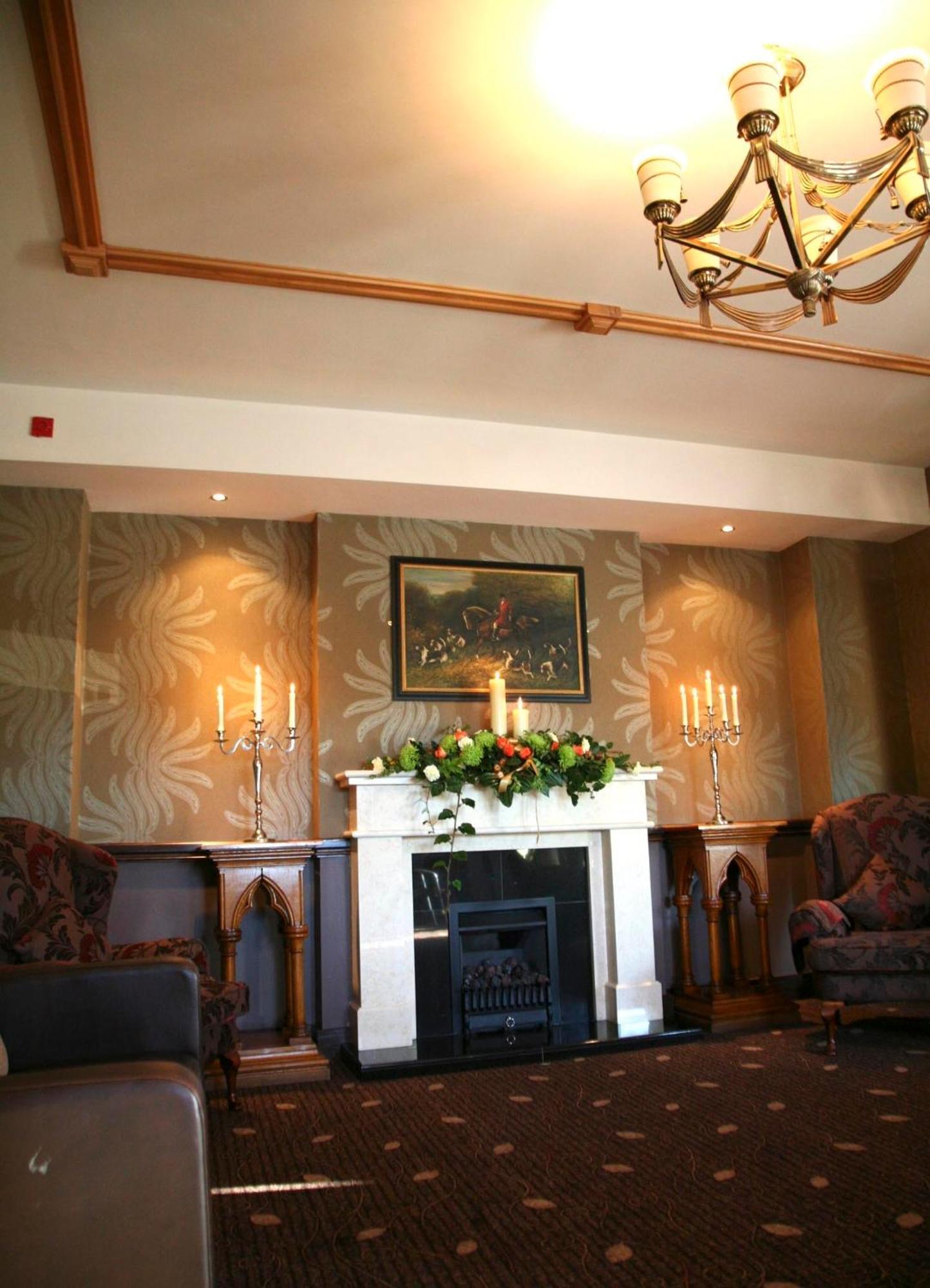 The Horse And Hound Hotel Ballynabola Exterior photo